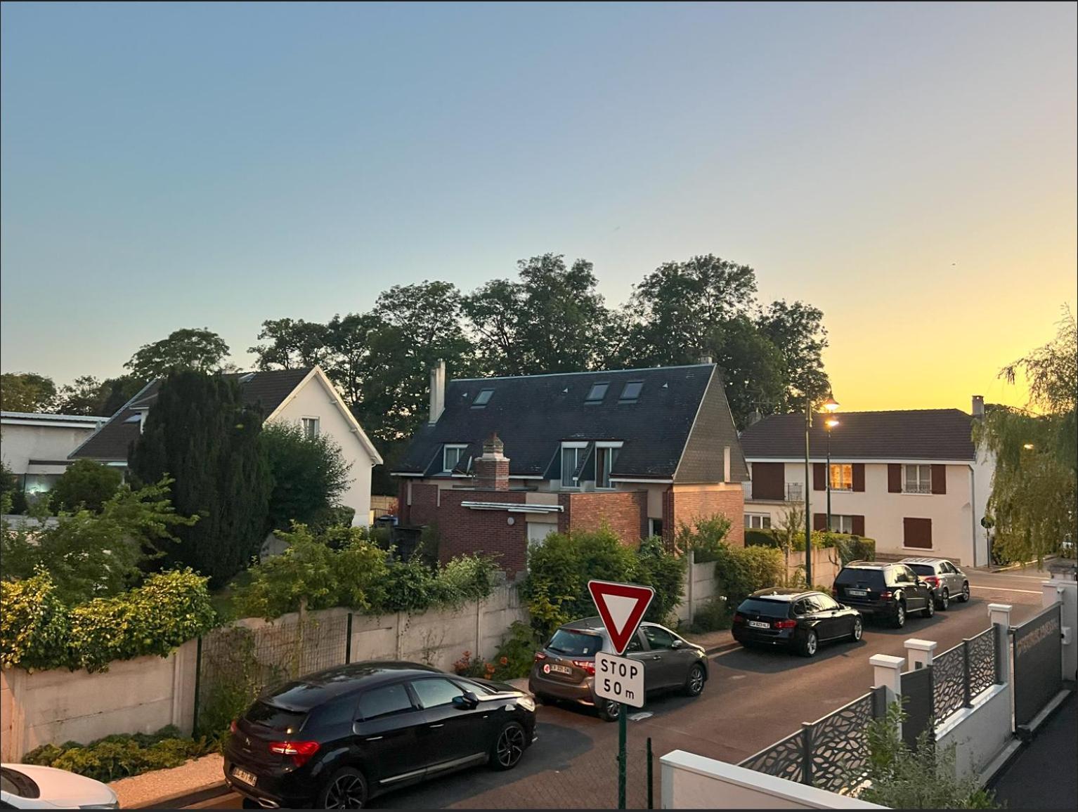Belle Maison Avec Jardin ! Bezannes Exterior foto
